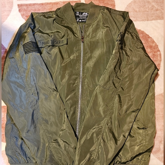 Army performance army green Windbreaker - Picture 1 of 1
